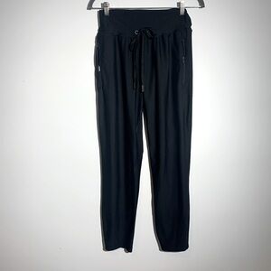 Old Navy Powersoft High Rise Jogger in Medium